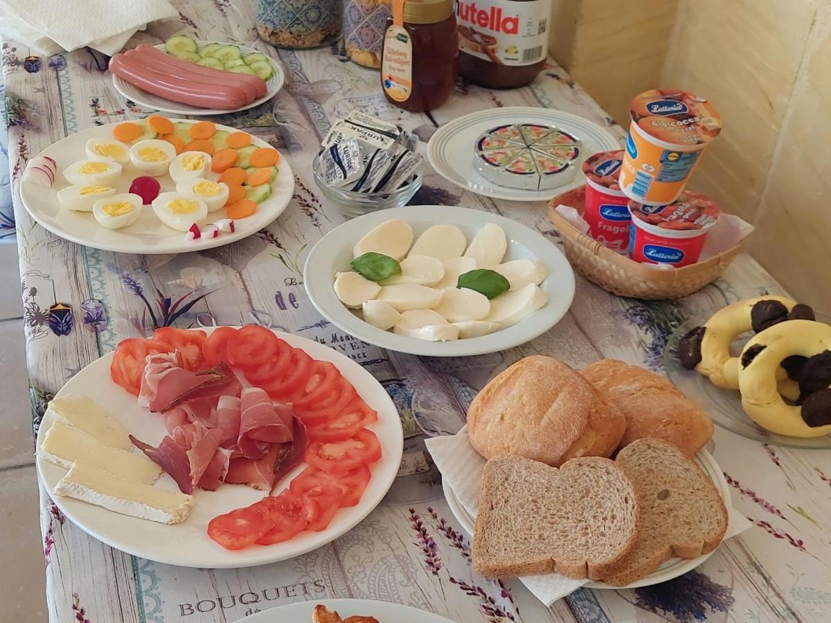 Mj Farmhouse B&B 沙拉 外观 照片